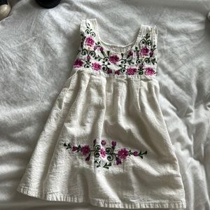 Flower embroidered summer dress